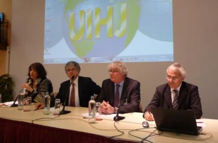 During the opening of the seminar, from L. to R.: Françoise Andrieux, General Secretary of the UIHJ, Jean-Michel Rouzaud, President of the National School of Procedure, Leo Netten, President of the UIHJ, Jean-Daniel Lachkar, President of the National Chamber of the Judicial Officers of France