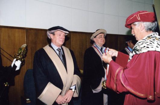 On 19 Sept. 05, Jacques Isnard was elevated at the grade of Doctor Honoris Causa