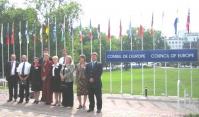 La délégation moldave et les experts devant le Conseil de l'Europe